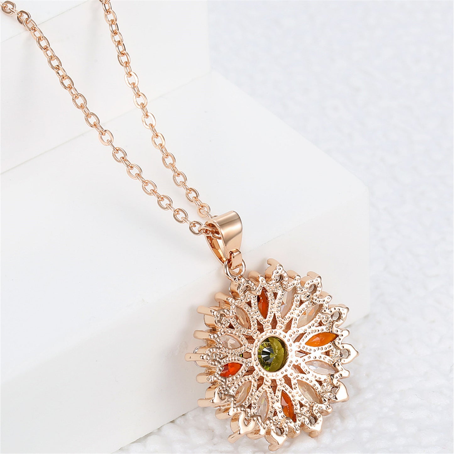 Elegant Flower Crystal Pendant Women's Necklace